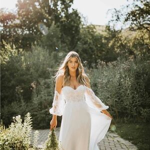 Stella York Elegant White Wedding Dress